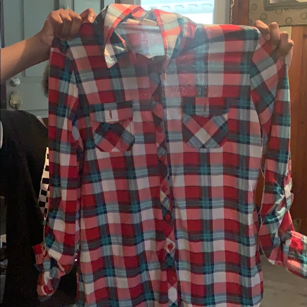 Long sleeve plaid shirt
